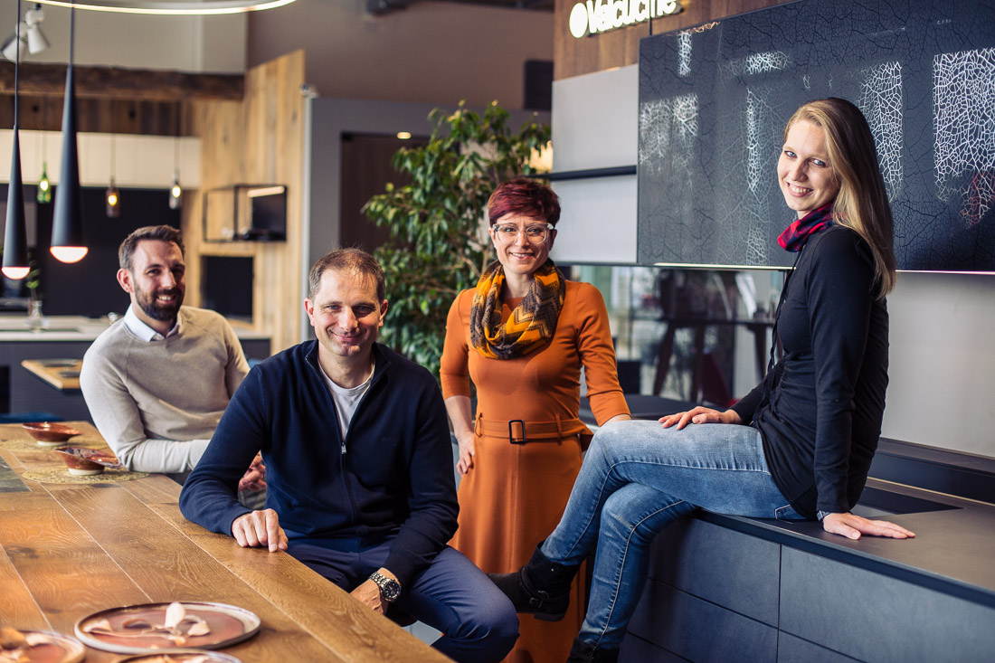 Dominik Oswald und Team